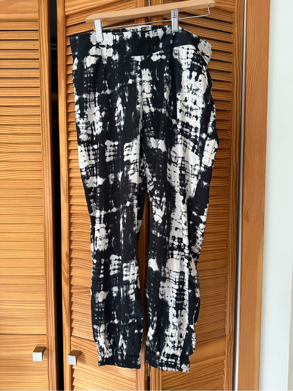 Volcom Black & White Patterned Joggers